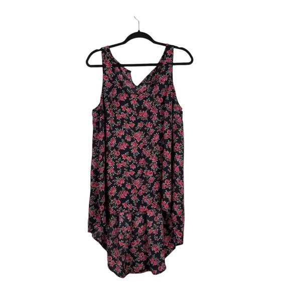 torrid Tops - Torrid Black Rose Print Hi-Low Tank Top Blouse size 0X